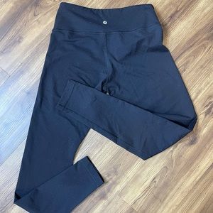 Lulu Lemon black leggings.